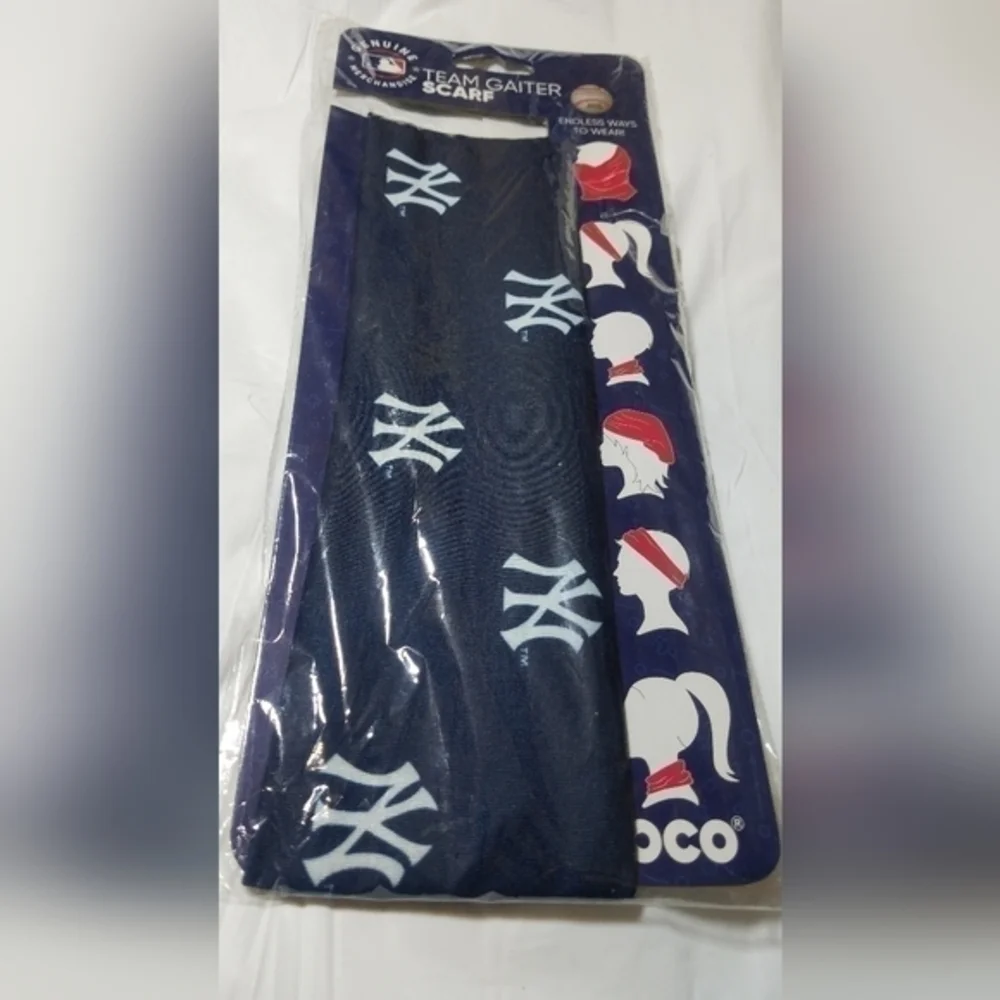 NY Yankees Team Multipurpose Gaiter Scarf